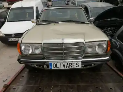 Vehículo de desguace MERCEDES CLASE E (W123) BERLINA+COUPE 2.3 | 0.76 - ... | 1976 | 109 CV / 80 KW del año 1976 con motor 102980 E Vehículo de desguace MERCEDES CLASE E (W123) BERLINA+COUPE 2.3 | 0.76 - ... | 1976 | 109 CV / 80 KW del año 1976 con motor 102980 E